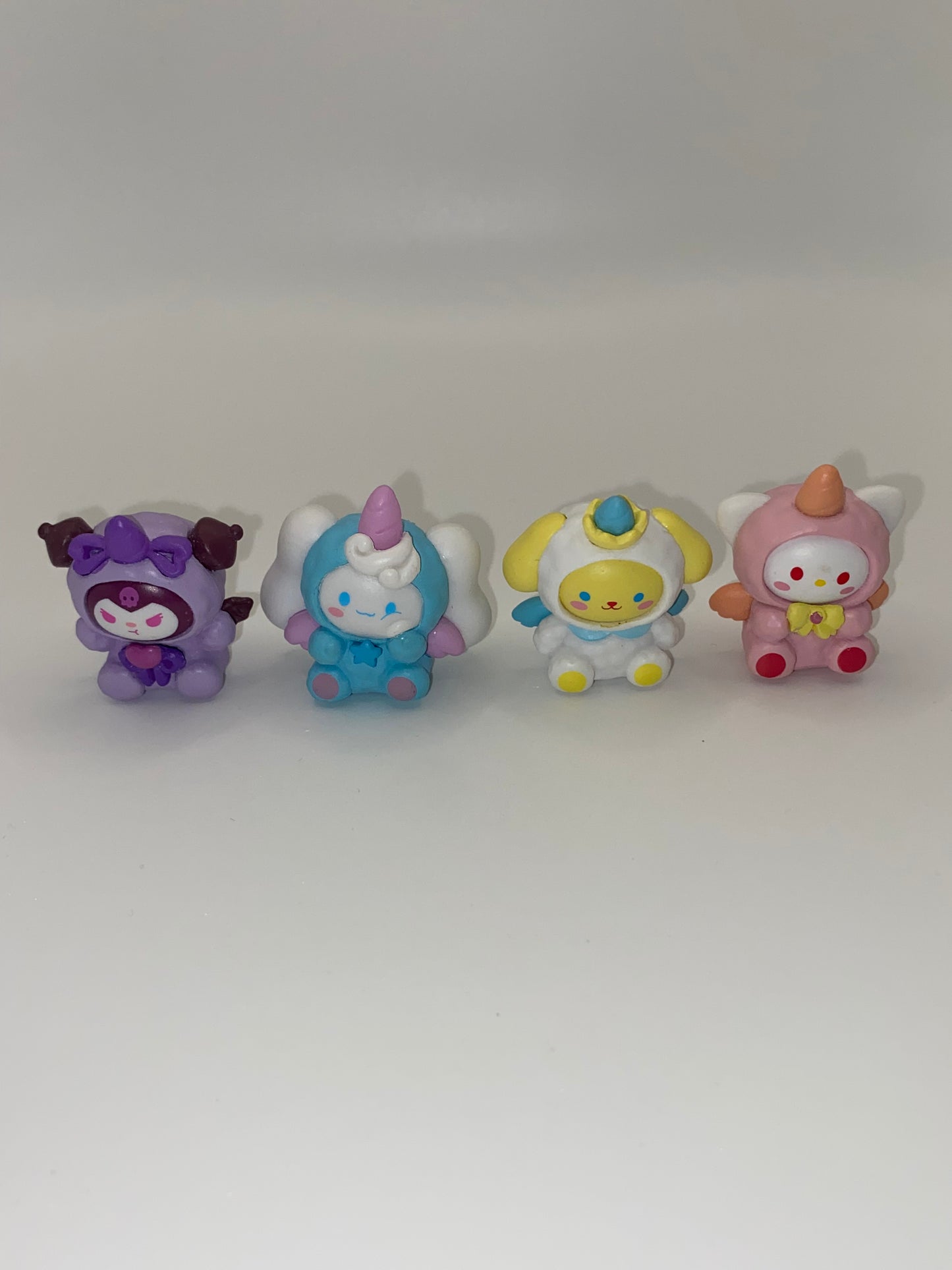 Large Character Doll Beads Random Color (1Pc)