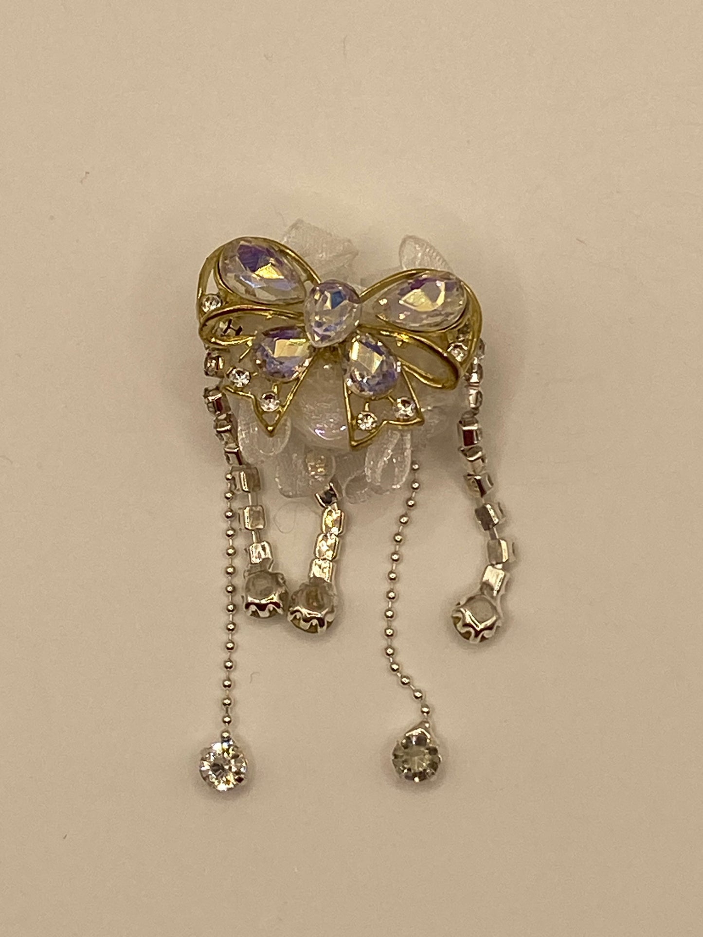 Fancy Bows W/Dangles & Accents
