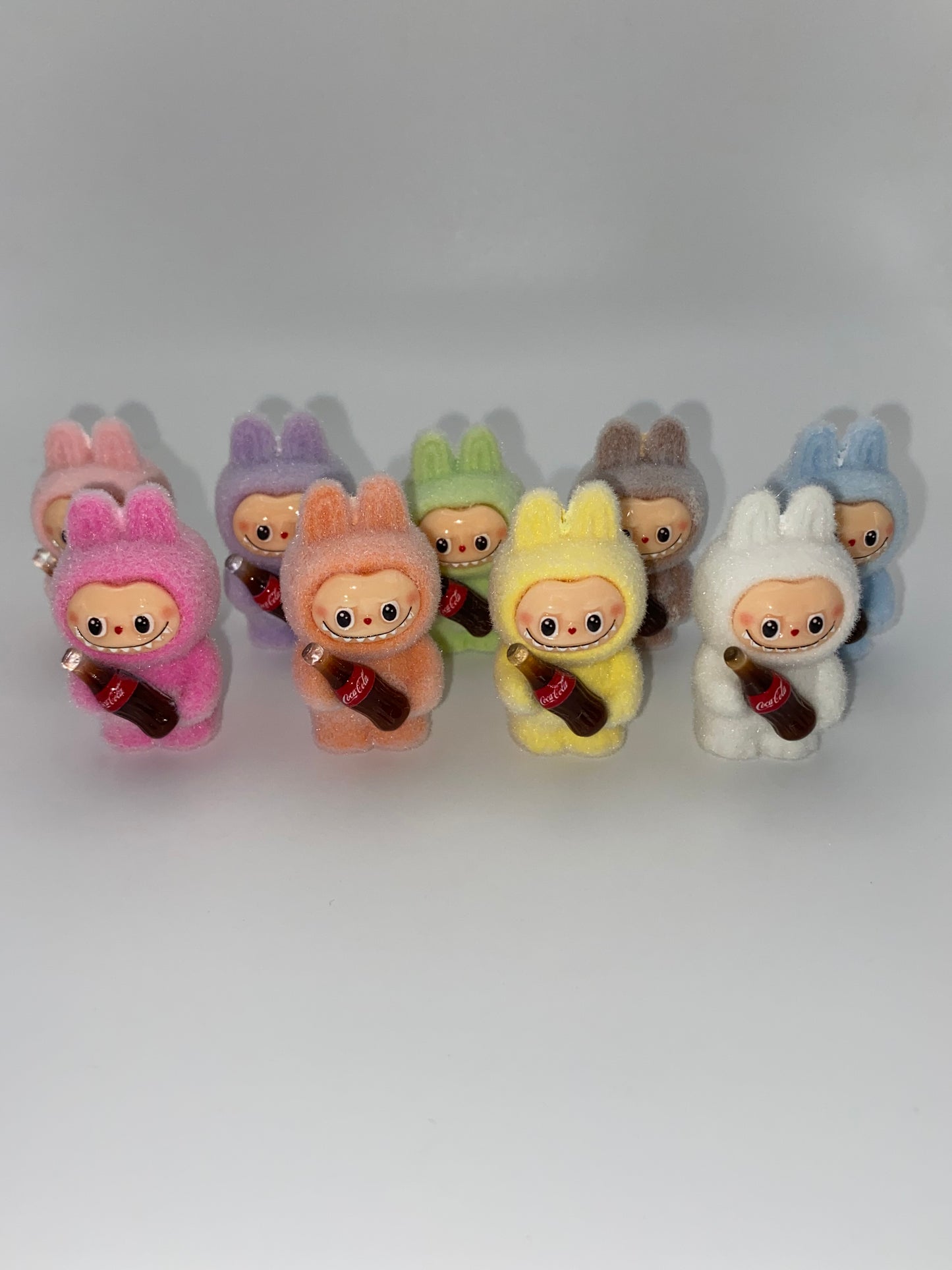 Large Character Doll Beads Random Color (1Pc)