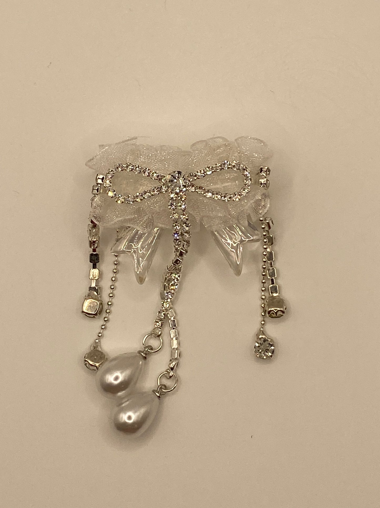 Fancy Bows W/Dangles & Accents