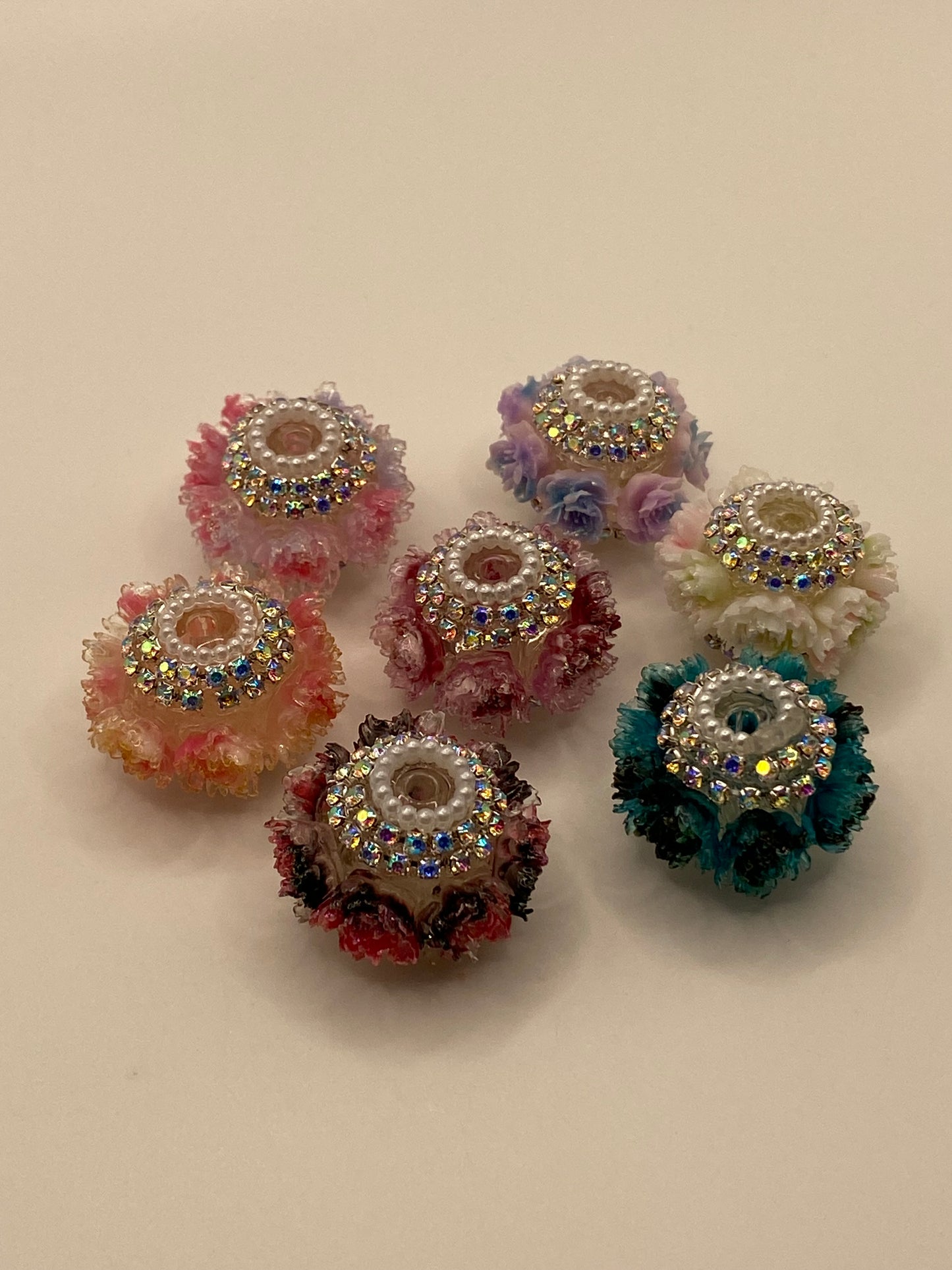 Fancy Beads W/Rhinestones & Flowers (1Pc)