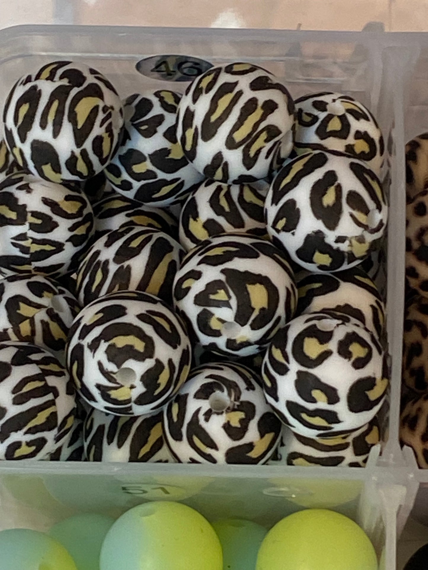 06-Silicone Beads