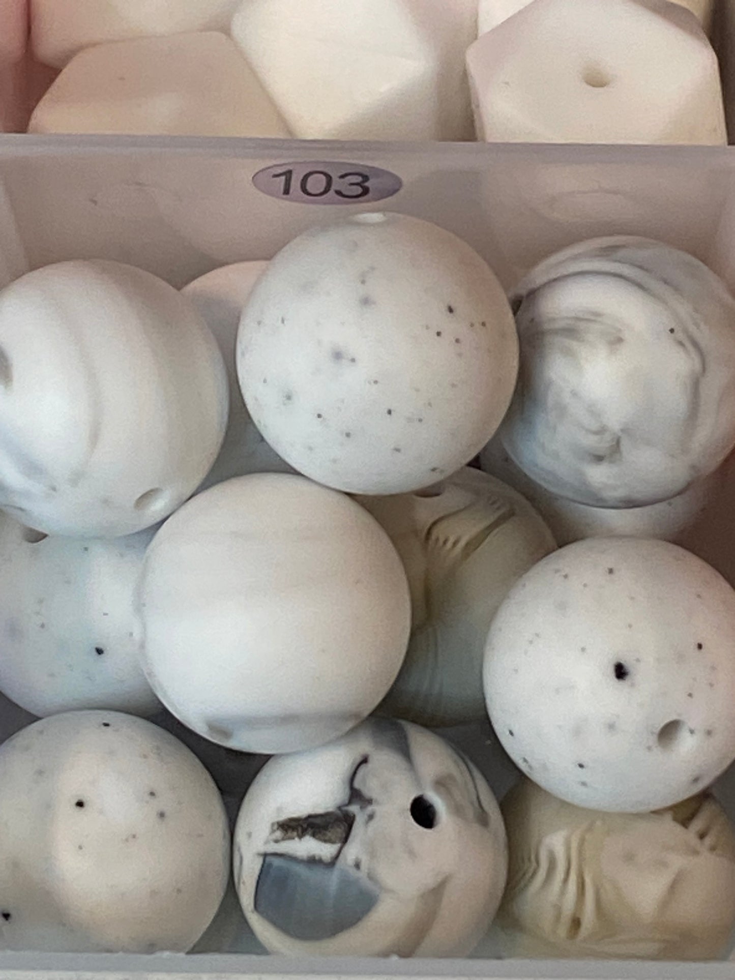 06-Silicone Beads