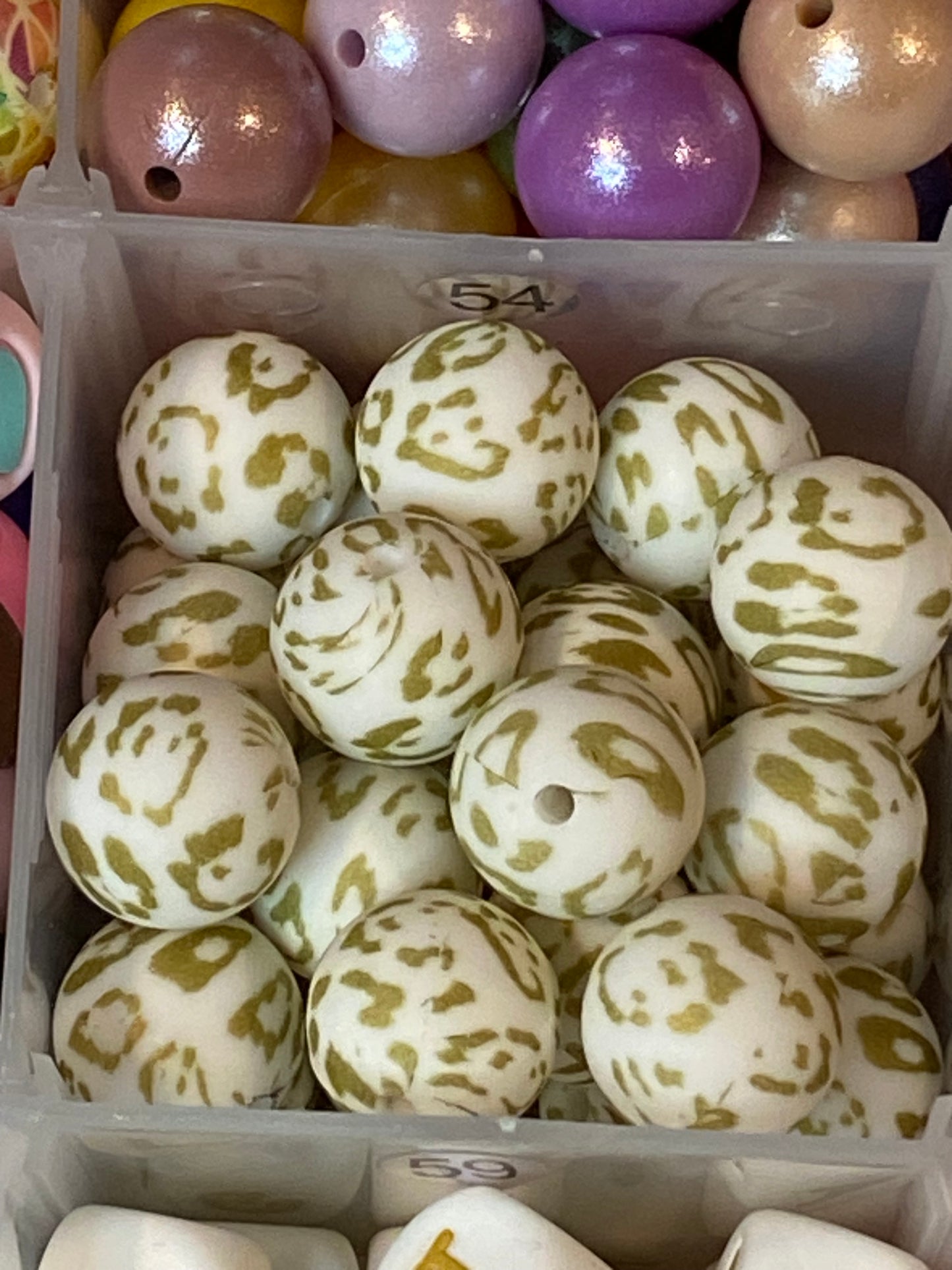 06-Silicone Beads