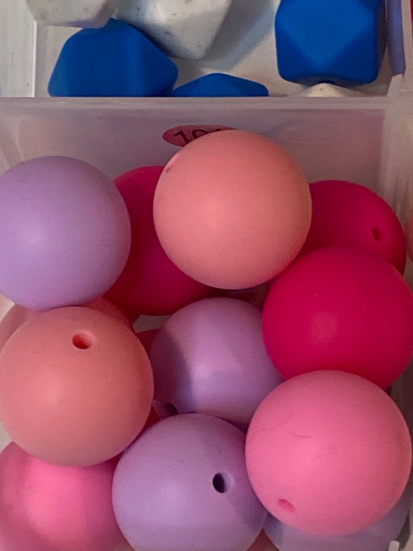 06-Silicone Beads