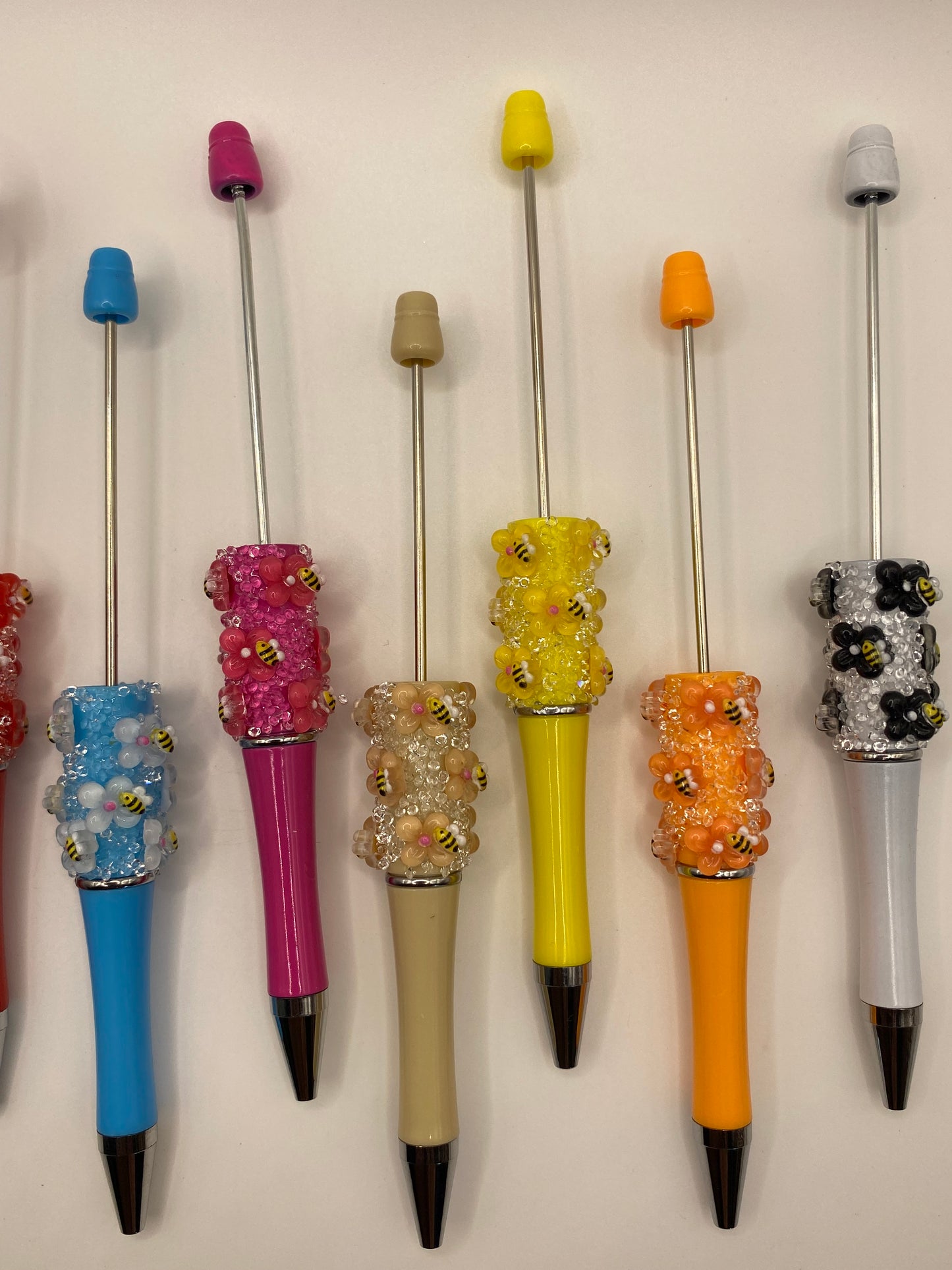 Mixed Color Beadable Sugar Pens W/Cute Bee Charms- 1Pc