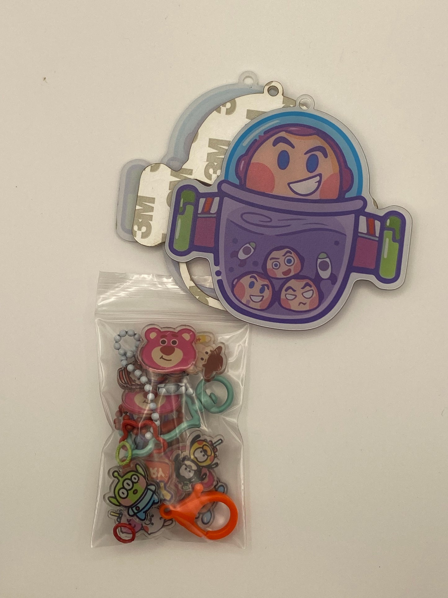 Character Acrylic Shaker Keychain Kit- Various Styles