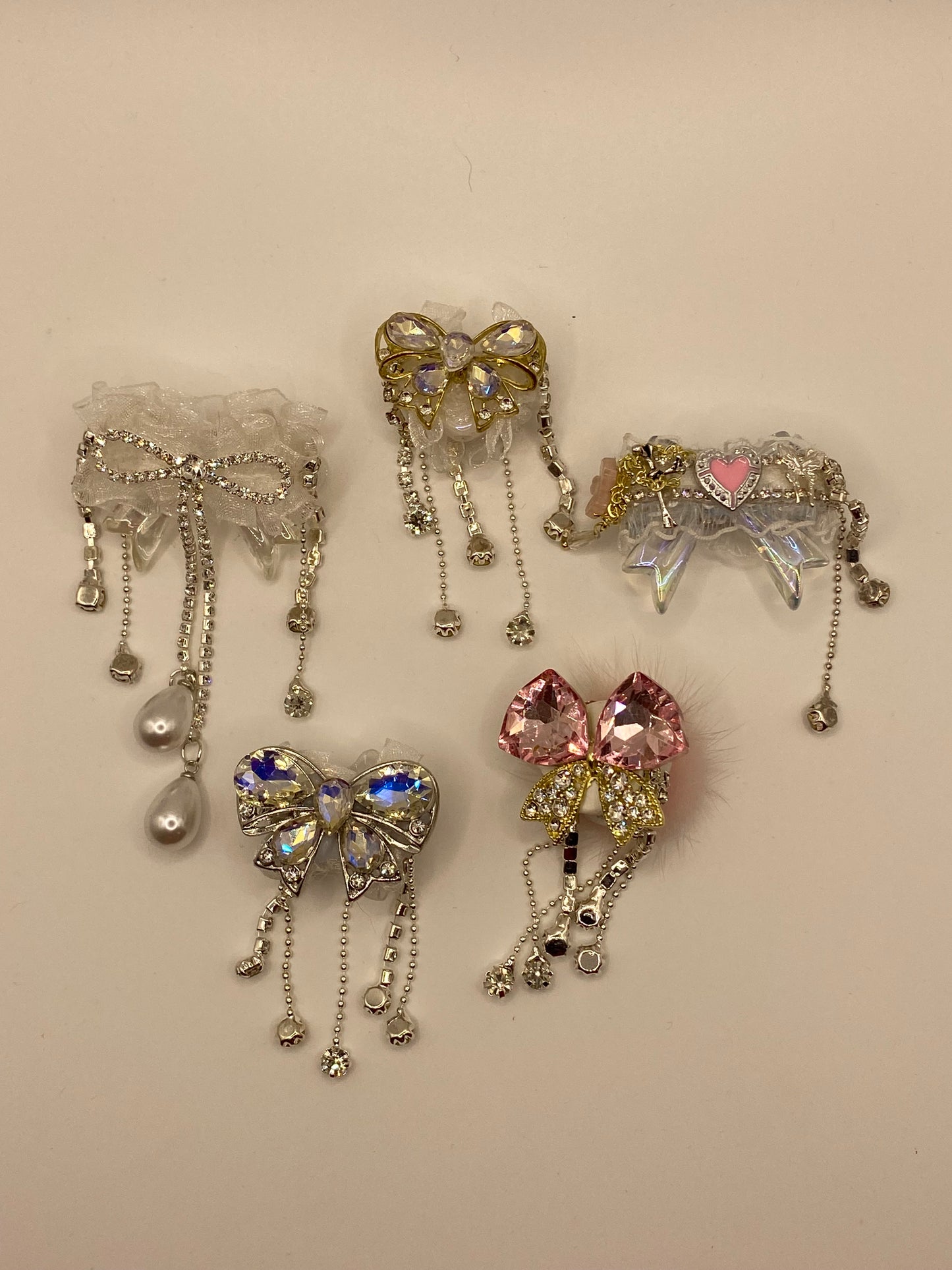 Fancy Bows W/Dangles & Accents