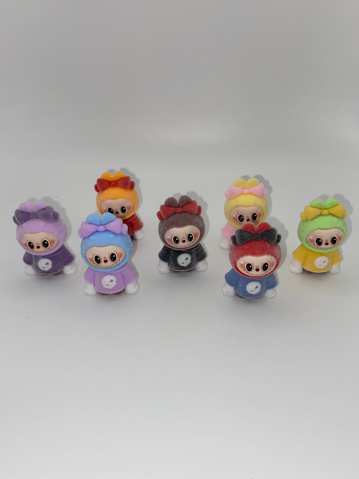Large Character Doll Beads Random Color (1Pc)