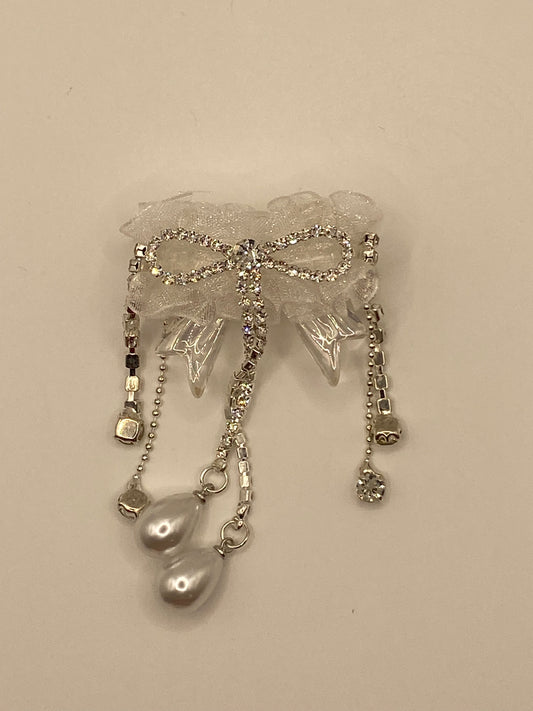 Fancy Bows W/Dangles & Accents